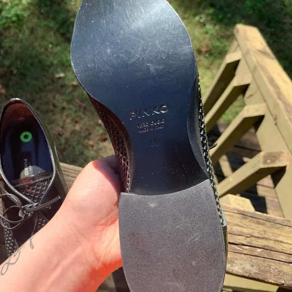 NWOT Pinko Patent Leather Italian Shoes