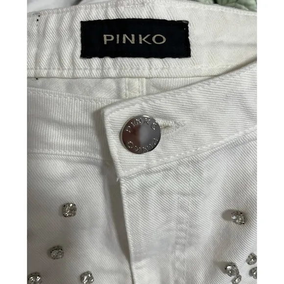 NWOT Pinko stud shorts