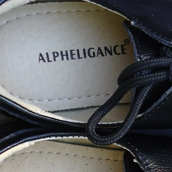 NWOT. SIZE 22.5 / 35. Alpheligance Boy's Kids Black Oxford Leather Dress Shoes.