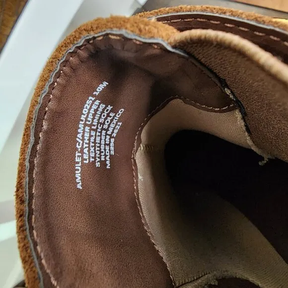 NWOT Steve Madden Amulet C-Chain Lug Sole Bootie Chestnut Suede Size 10