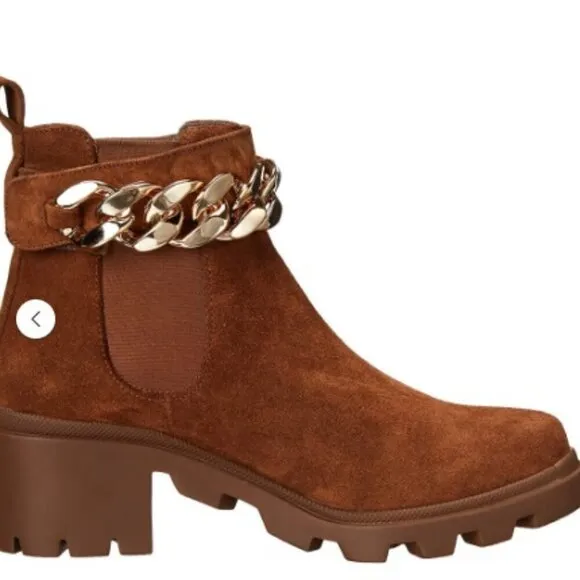 NWOT Steve Madden Amulet C-Chain Lug Sole Bootie Chestnut Suede Size 10