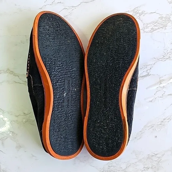 NWOT The Box Hush Puppies Leather Shoes.