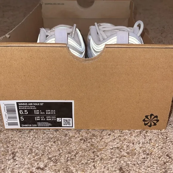 NWOT women’s Nike Air Max 97 shoes