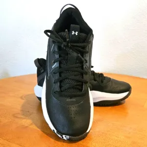 NWOT'S - UNDER ARMOUR - Black/White/Camo Lace-up Athletic Shoes, Size 7Y