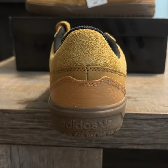 NWT Adidas Originals Tyshawn II Men's Shoes - JI0851