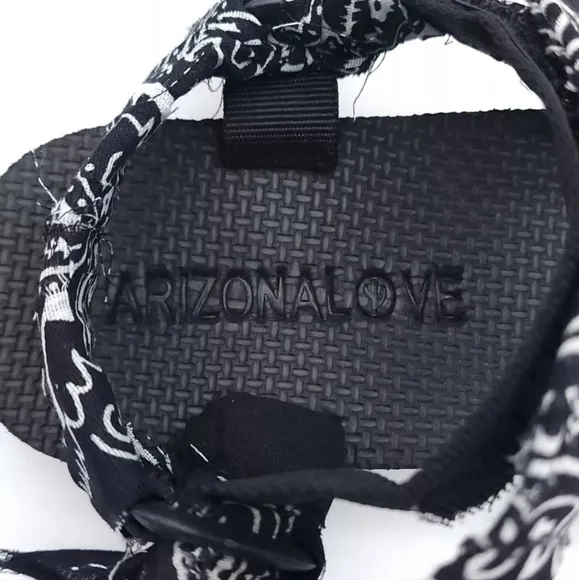 NWT ARIZONA LOVE Trekky Bandana Sandal Women's Black Size 40 (10) Recycled