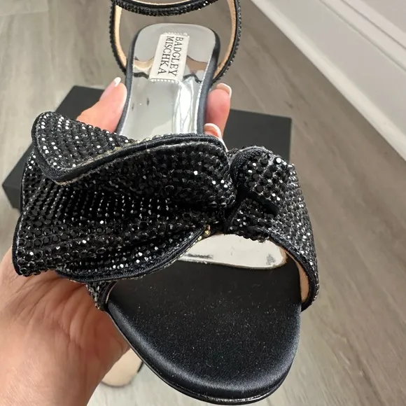 NWT BADGLEY MISCHKA COLLECTION REMI EMBELLISHED SLINGBACK SANDAL SZ 5