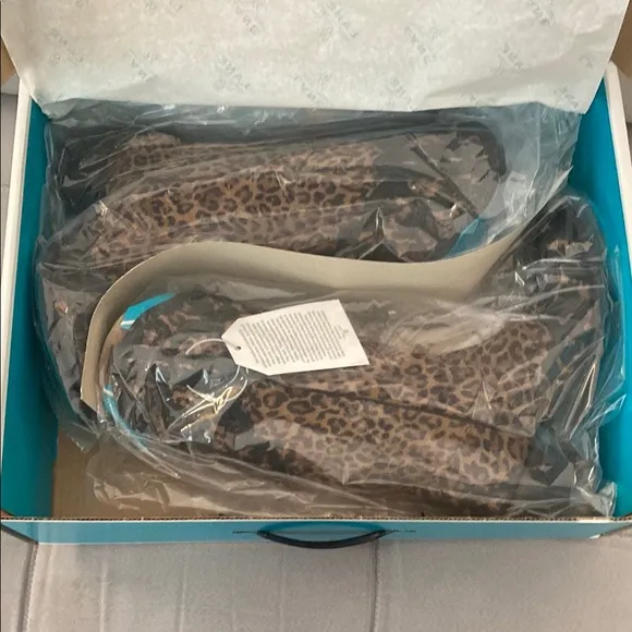 NWT Lane “Lilly” Boots