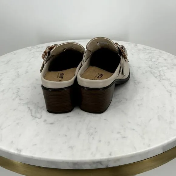 NWT Naot Choice Soft Beige Leather Mule Shoes Women’s 6 (Euro 36)