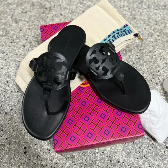 NWT Tory Burch Miller Soft Sandals - perfect black 8.5