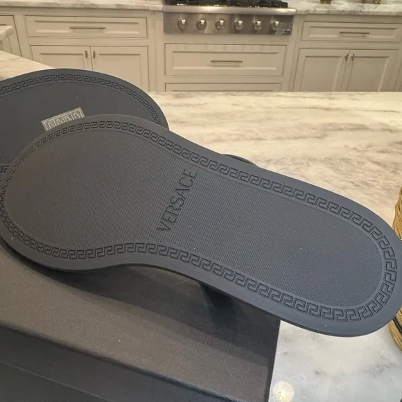 NWT Versace Alia Flat Rubber Women's Black Sandals