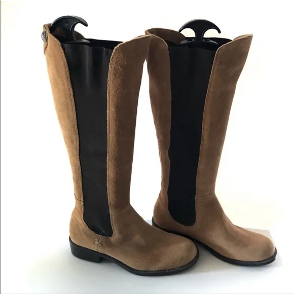 NWT VINCE CAMUTO Suede Knee Boots Shoes Sz US 7