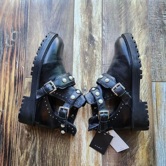 NWT ZARA Black Leather Studded Pearl Biker Cutout Ankle Moto Boots Buckle