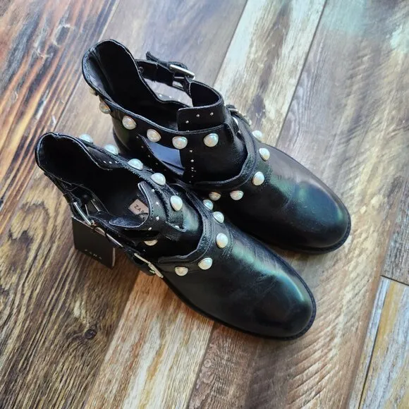 NWT ZARA Black Leather Studded Pearl Biker Cutout Ankle Moto Boots Buckle