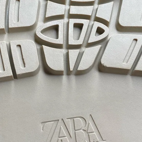 NWT. Zara Cream Rubber Ankle Boots. Size 10.