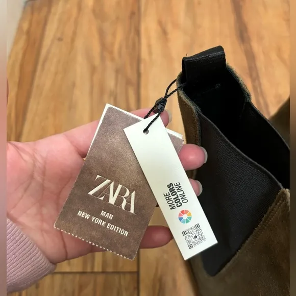NWT ZARA Leather Chelsea Boots Limited Edition