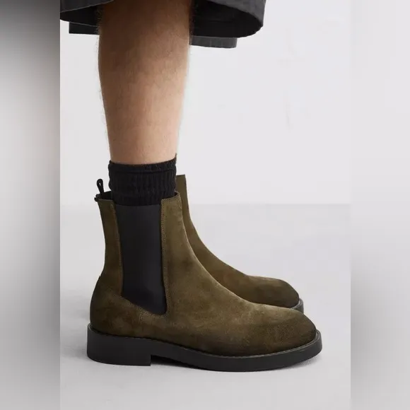 NWT ZARA Leather Chelsea Boots Limited Edition