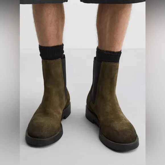 NWT ZARA Leather Chelsea Boots Limited Edition