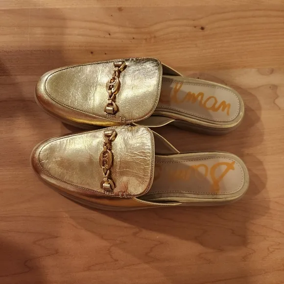 NWTB Sam Edelman Kira Mule in Gold Size 7