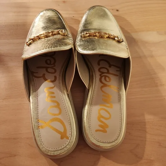 NWTB Sam Edelman Kira Mule in Gold Size 7