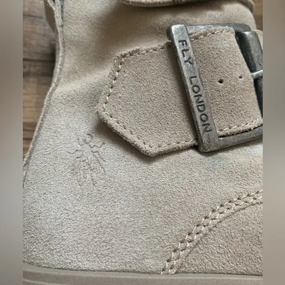 OFFERS ✨FLY London Jeda Suede Buckle Boots EUC EU38