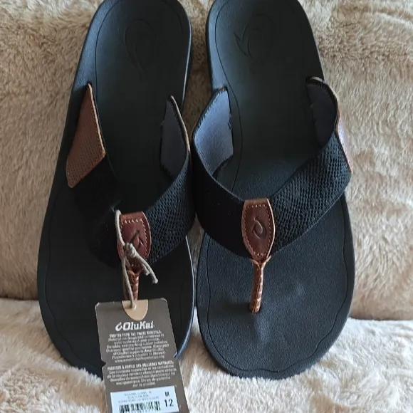OluKai Black and Brown Sandals with Contoured Footbed