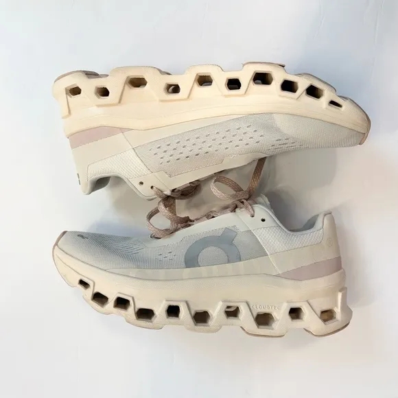 On Cloud Monster Running Women's Size 8 Athletic Shoes in Beige and Pink