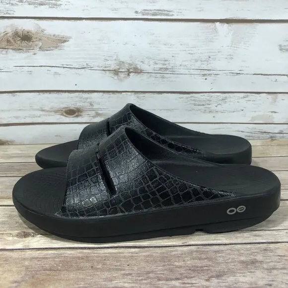 Oofos Ooahh Slip On Sandals Mens Size 9 Recovery Casual Comfort Black Rubber