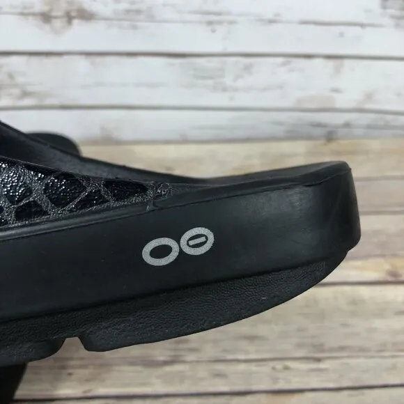 Oofos Ooahh Slip On Sandals Mens Size 9 Recovery Casual Comfort Black Rubber