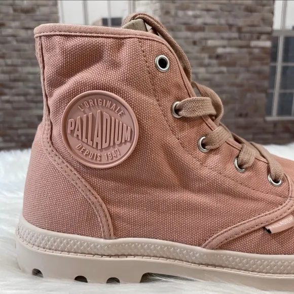 Palladium Boots PAMPA HI ROSE BRICK PRICE FIRM