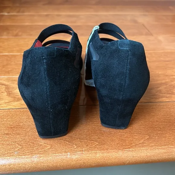 Pas De Rouge Made In Italy Women's Black Suede Shoes Size…37