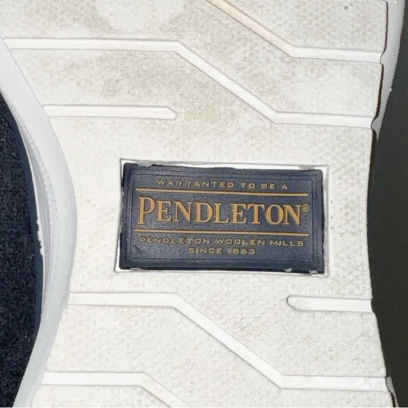 Pendleton Womens Navy Heather Wool Water Resistant Sneakers Shoes Size 9