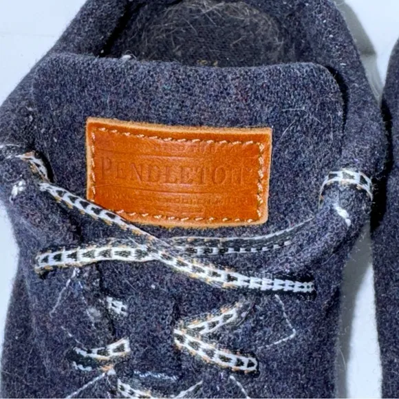Pendleton Womens Navy Heather Wool Water Resistant Sneakers Shoes Size 9