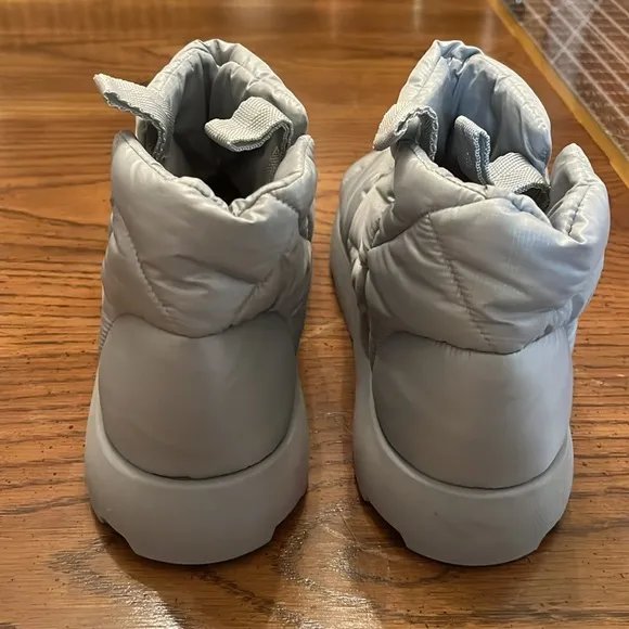 Piumestudio moon boots, size 41
