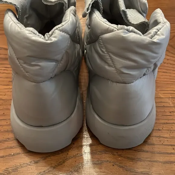 Piumestudio moon boots, size 41