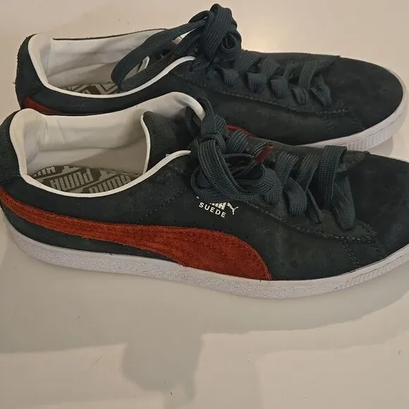 Puma Men's Suede Sneakers - Green and Red