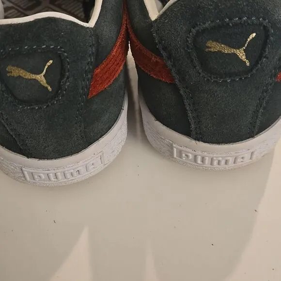 Puma Men's Suede Sneakers - Green and Red