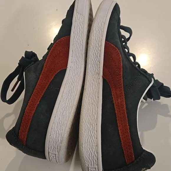 Puma Men's Suede Sneakers - Green and Red