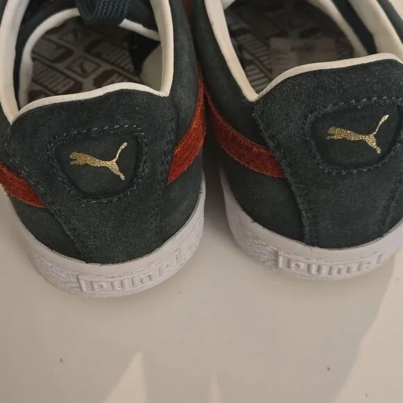 Puma Men's Suede Sneakers - Green and Red