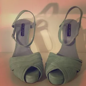 Ralph Lauren Collection Peep Toe Suede Pumps‌‌‌‌‌‌‌‌‌‌‌‌‌