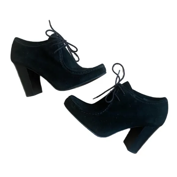 Ralph Lauren Lace Up Suede High Heeled Black Boots size 8