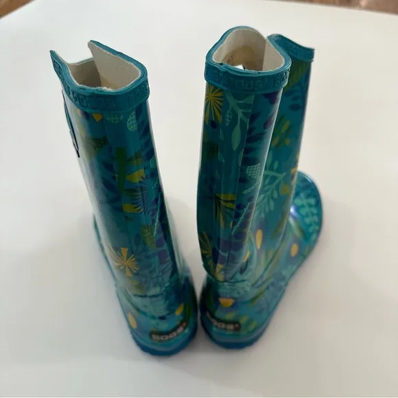 Rare Bogs Women’s Size 10 Waterproof Floral Print Rubber Rain Boots Spring