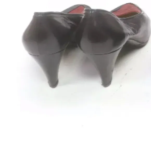 Red &amp; Black Chanel CC  leather heels 36 1/2 pumps