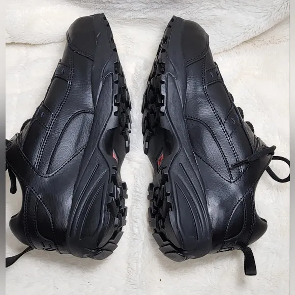 Red Wing Black Athletic Shoes with Leather Upper With Metal Toe Size 9