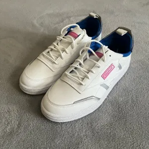 Reebok Club C White/blue/pink Shoes Women’s Size 8