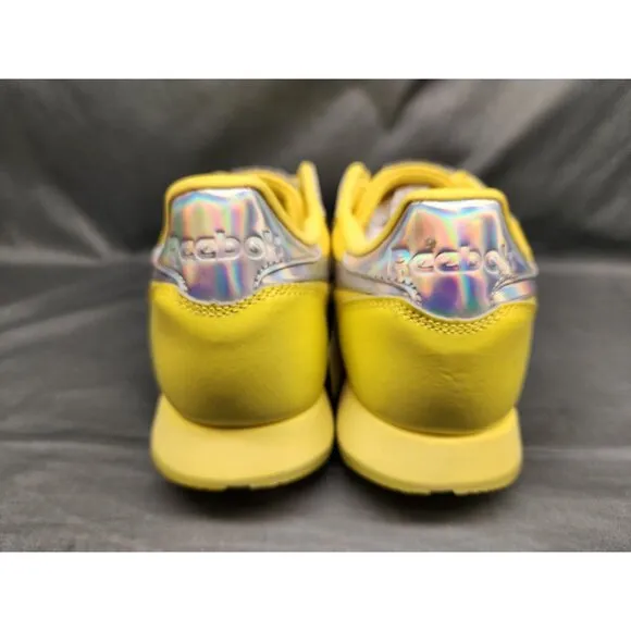 Reebok Girls Classic Leather Casual Sneakers Yellow Silver Size 6 NEW NO BOX!