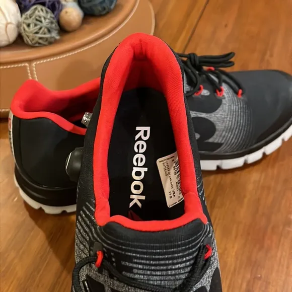 Reebok ZPump Fusion LE The Pump shoes sneakers new AR0369 Mens Size 11.5