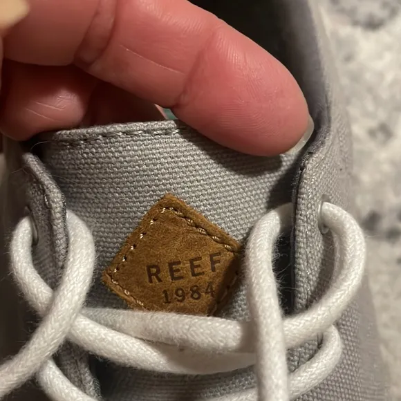 Reef Men's Deckhand 3 Sneaker Grey/ White Size 9 US