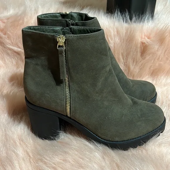 RIVER ISLAND BOOTS size 9/39 DARK GREEN /GREY SUEDE BLOCK HEEL