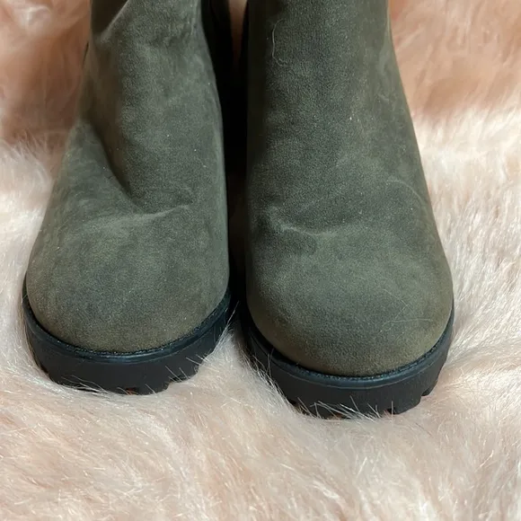 RIVER ISLAND BOOTS size 9/39 DARK GREEN /GREY SUEDE BLOCK HEEL